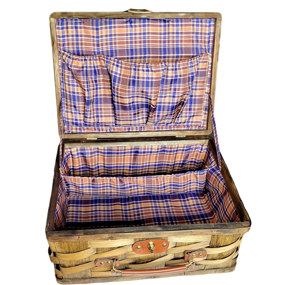 Picnic Basket Woven Wood Tan Faux Leather Closure Plaid Compartments